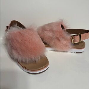 UGG Holly Fluffy Fur Thong Adjustable Sandals